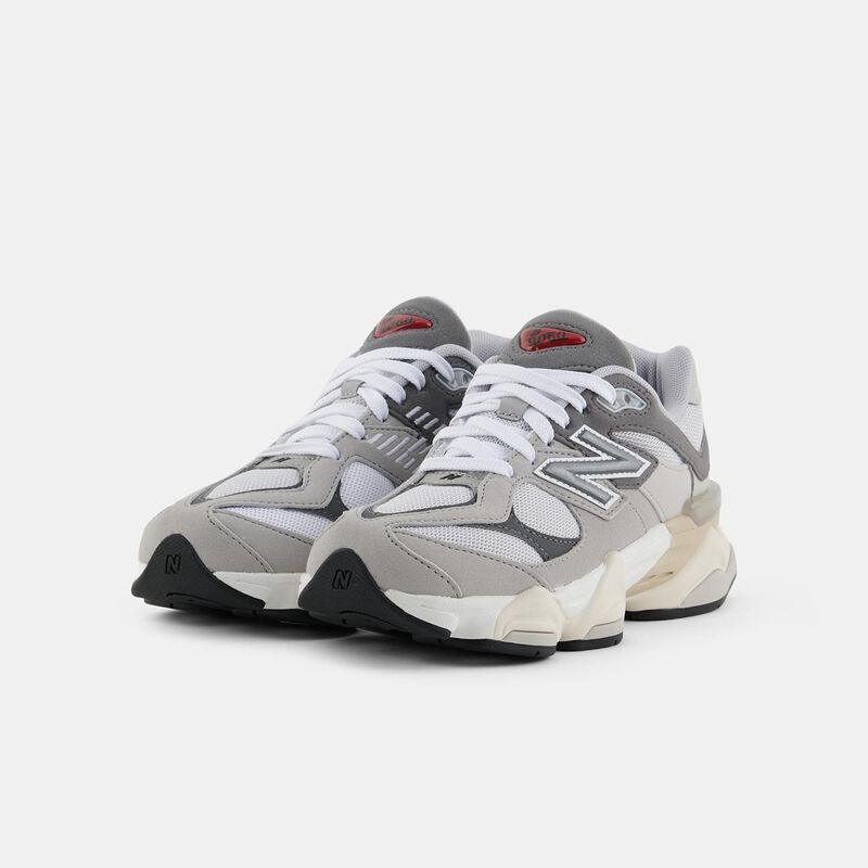 New Balance 9060, grigio