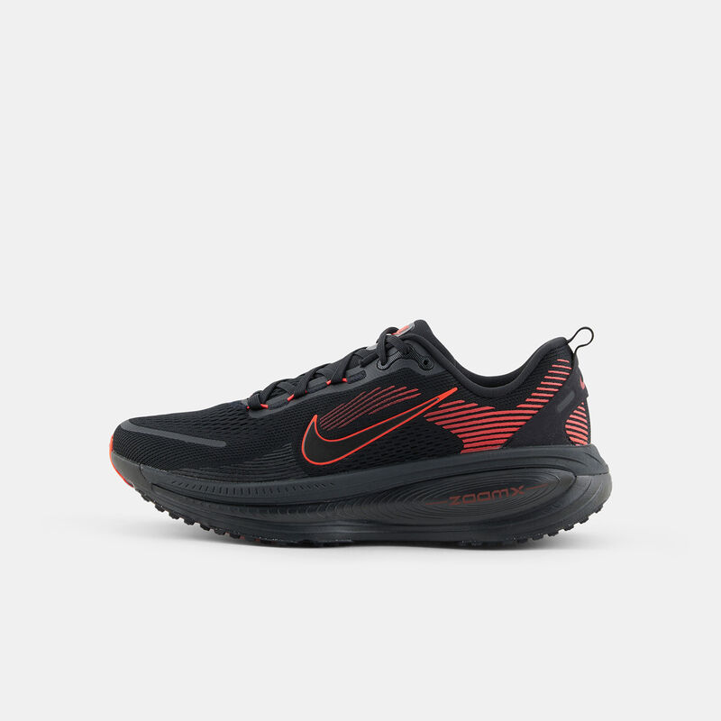 Nike Vomero 18, nero/rosso