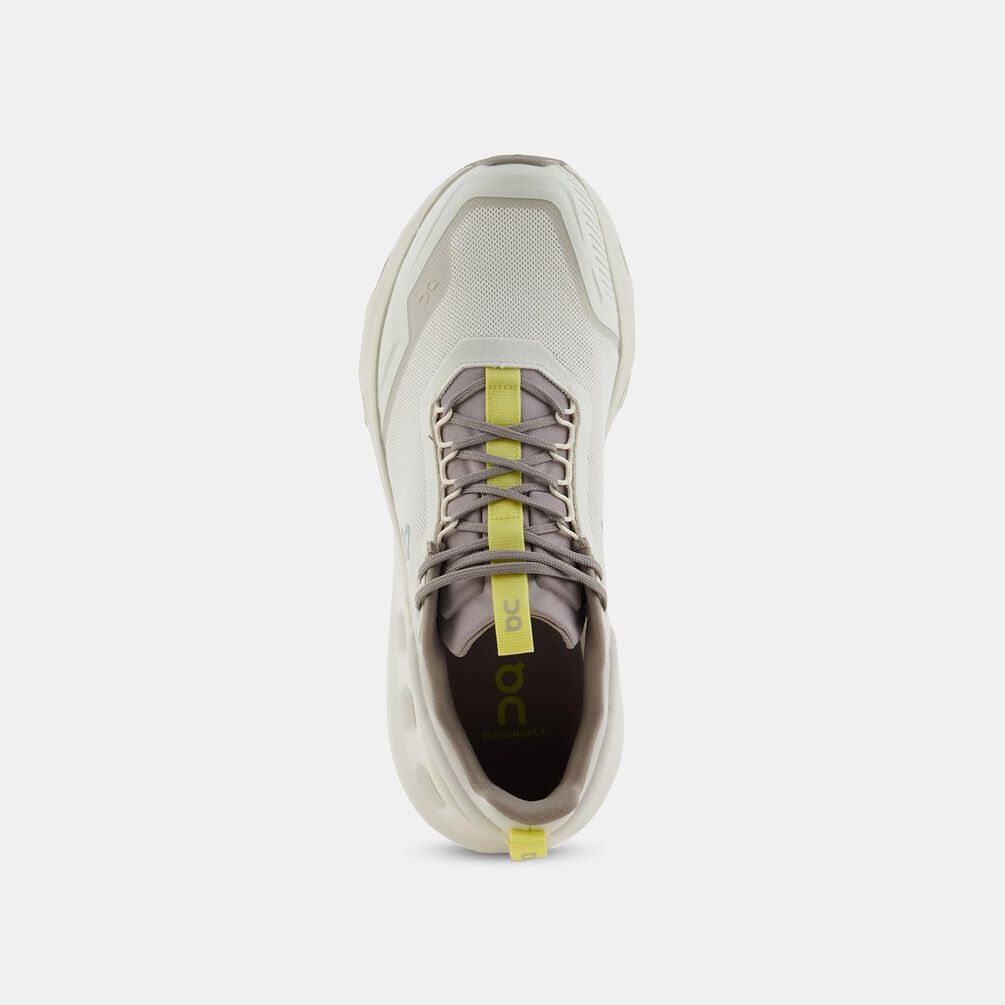 On Cloudnova X, grigio/beige/giallo