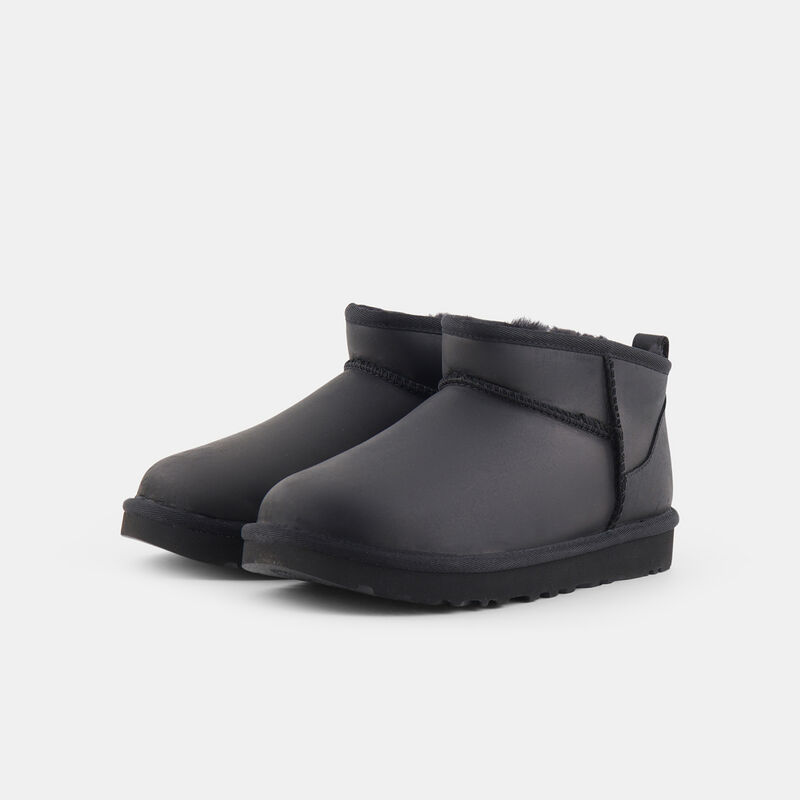 UGG Classic Ultra Mini, nero