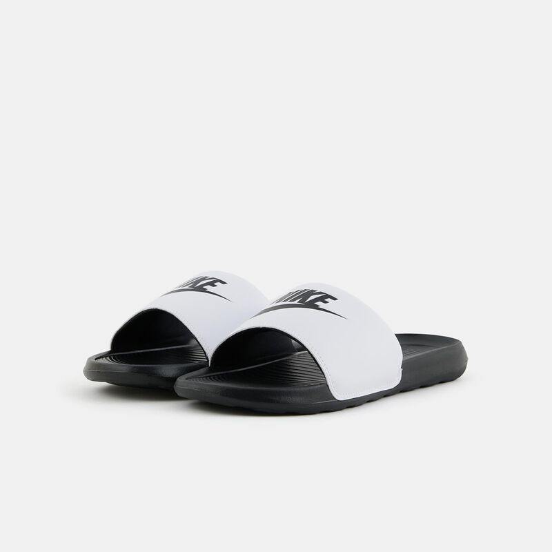Nike Victori One, bianco/nero