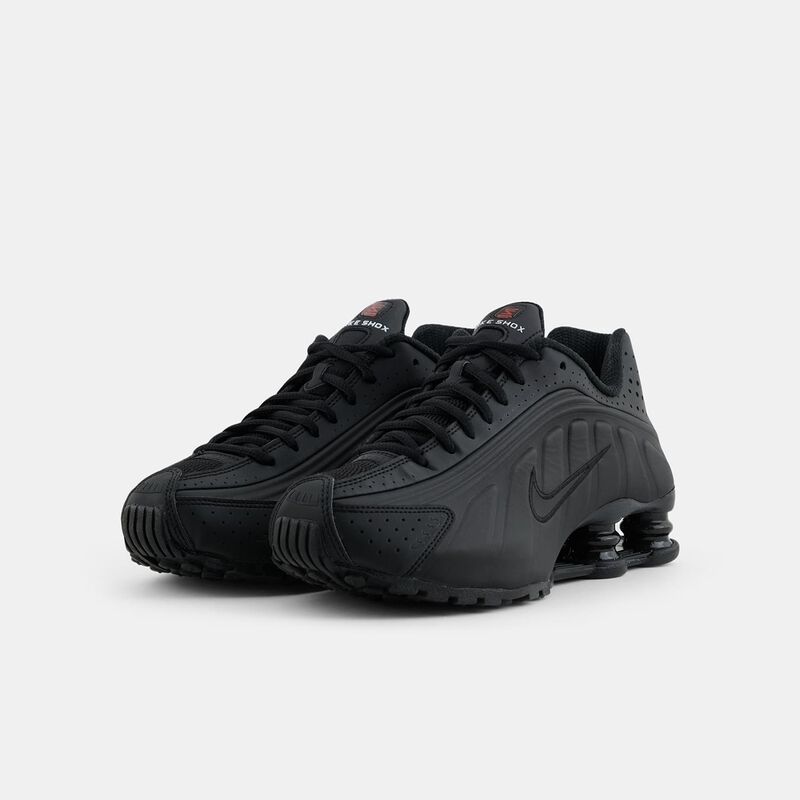 Nike Shox R4, nero/arancione