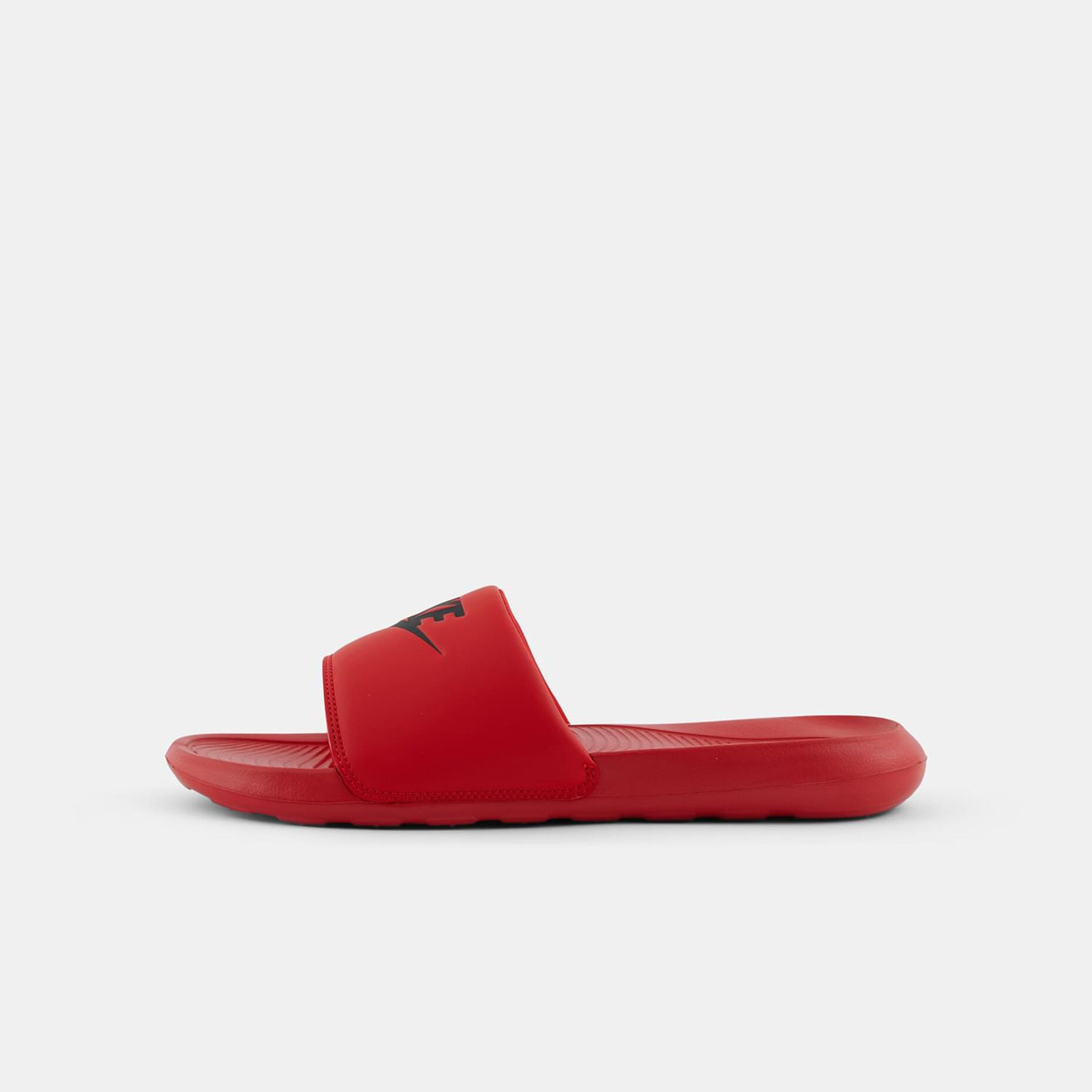 Nike Victori One, rosso/nero