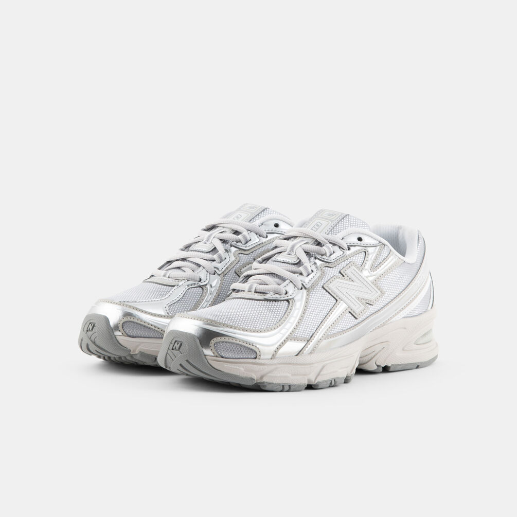 New Balance 740, grigio/argento