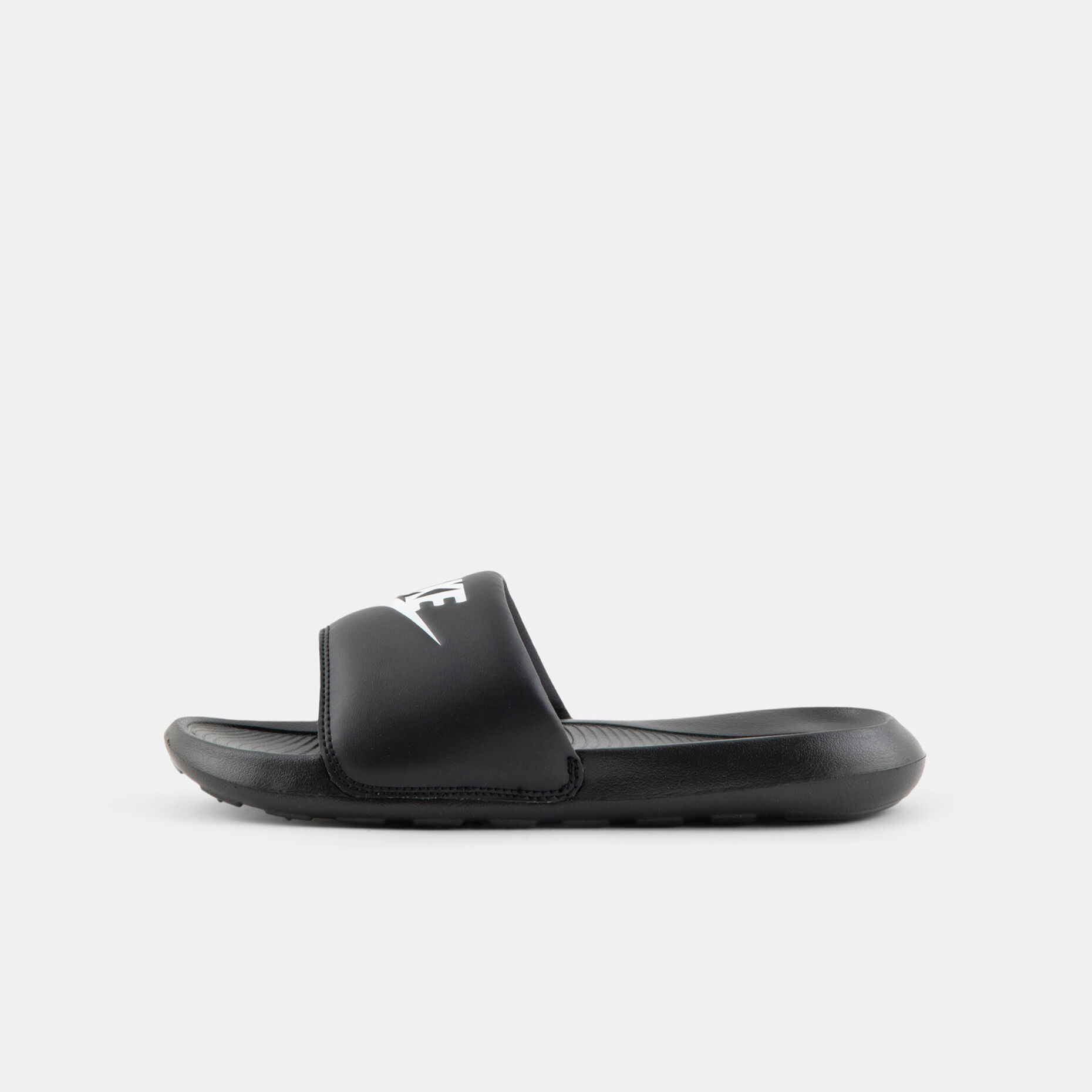 Nike Victori One, nero/bianco