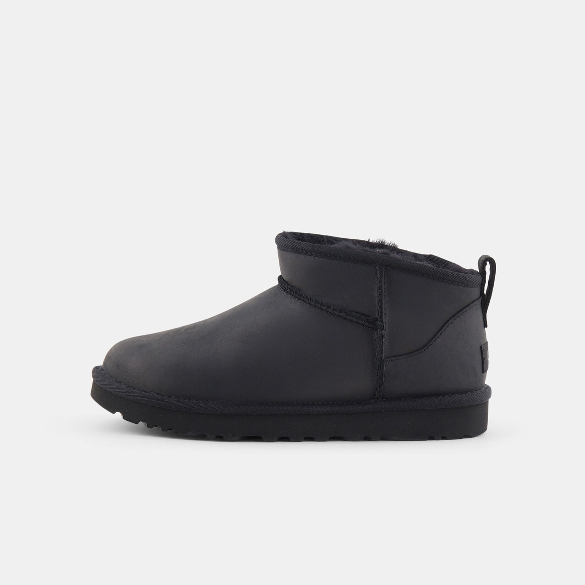 UGG Classic Ultra Mini, nero