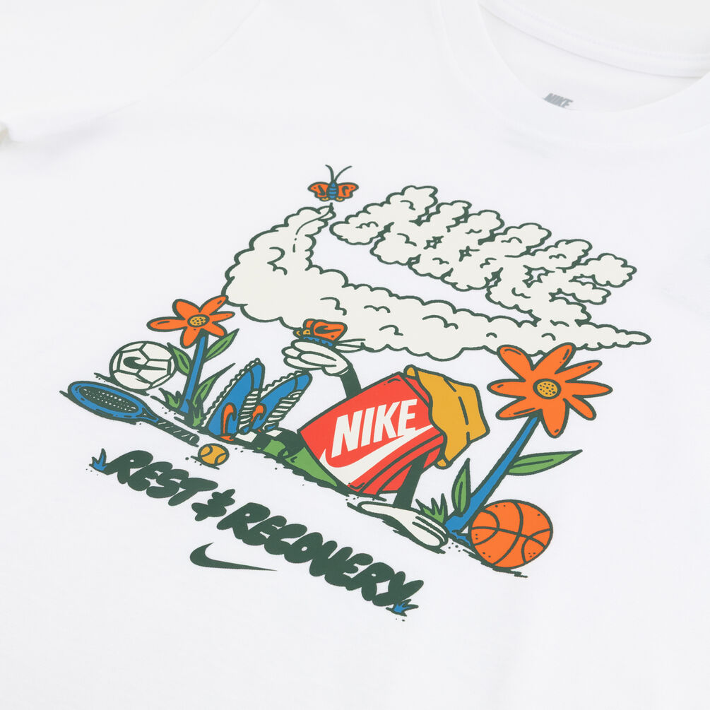 T-shirt Nike Sportswear Boxy Rest ragazzi, bianco/multicolor