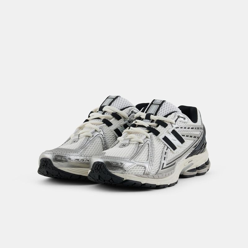 New Balance 1906R, argento/nero/bianco