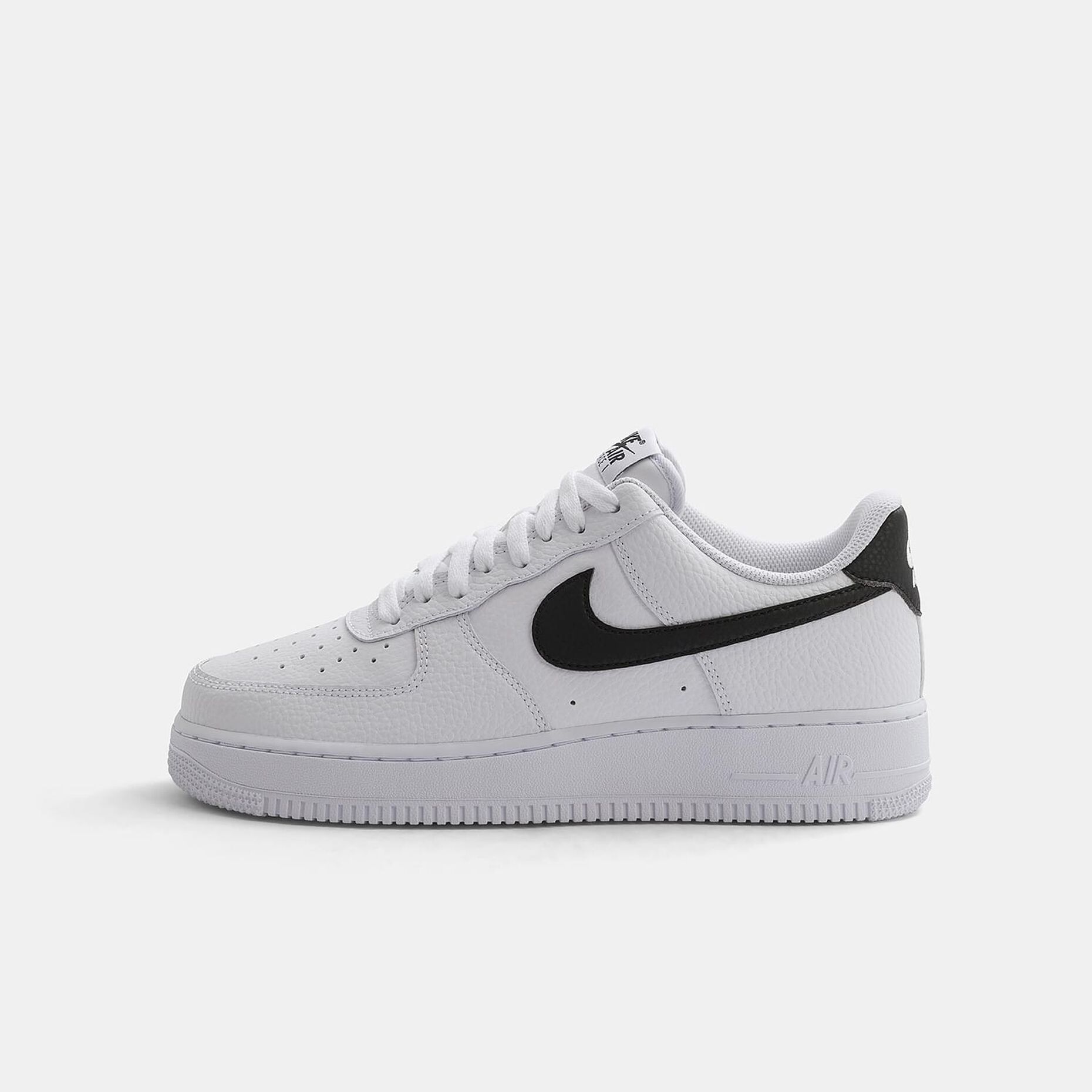 Nike Air Force 1 '07, bianco/nero