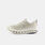 On Cloudsurfer Trail 2, beige/grigio
