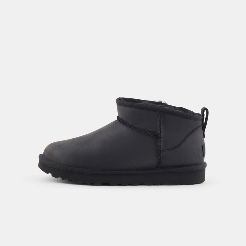 UGG Classic Ultra Mini, nero