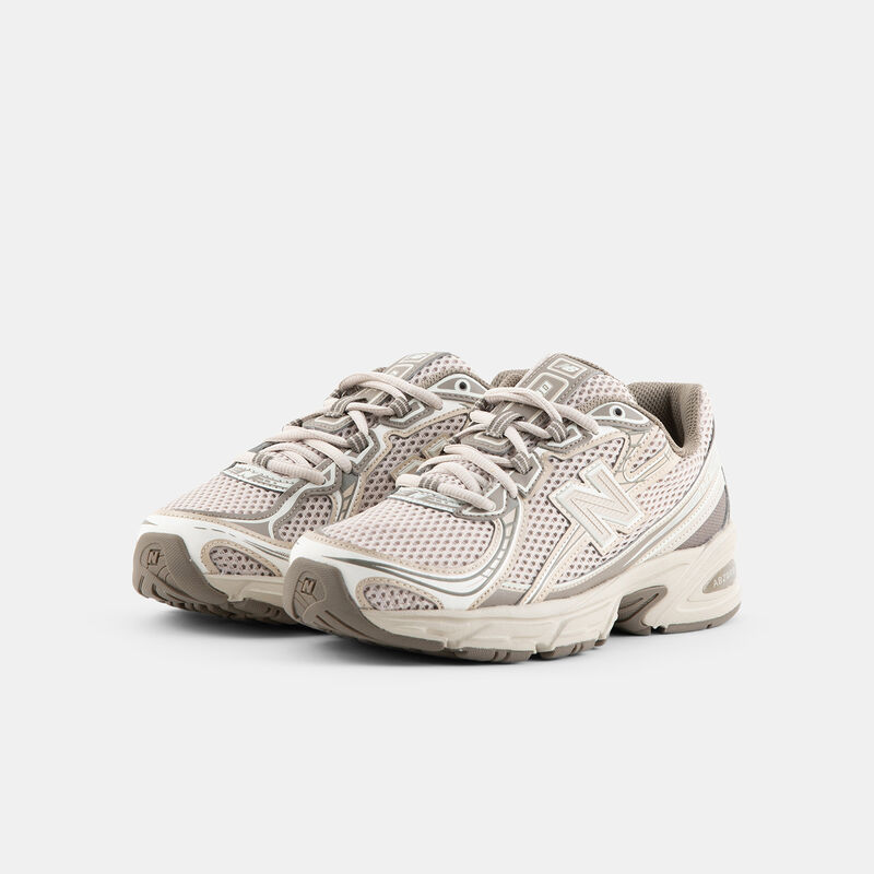 New Balance 740, beige