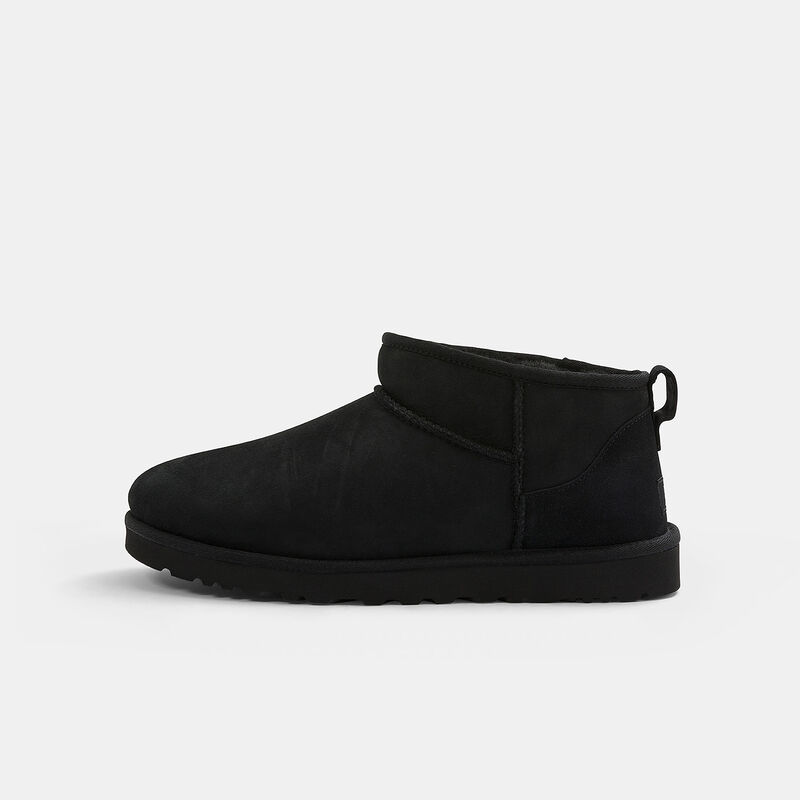 UGG Classic Ultra Mini, nero
