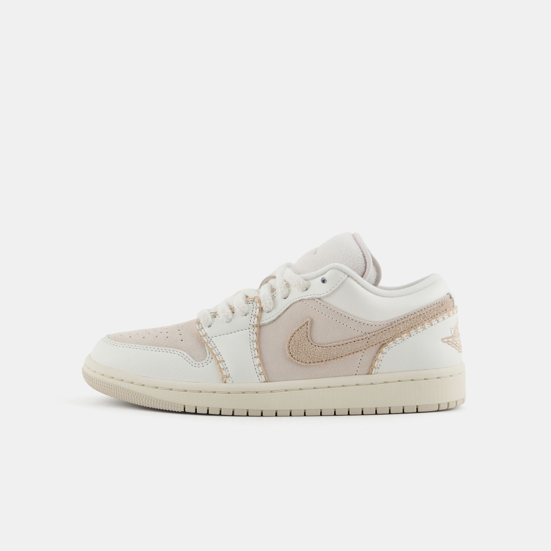 Air Jordan 1 Low SE Cozy Girl (W), beige