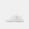 On THE ROGER Advantage, bianco